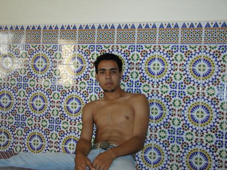 dima wlad hay mohamadi zahyine